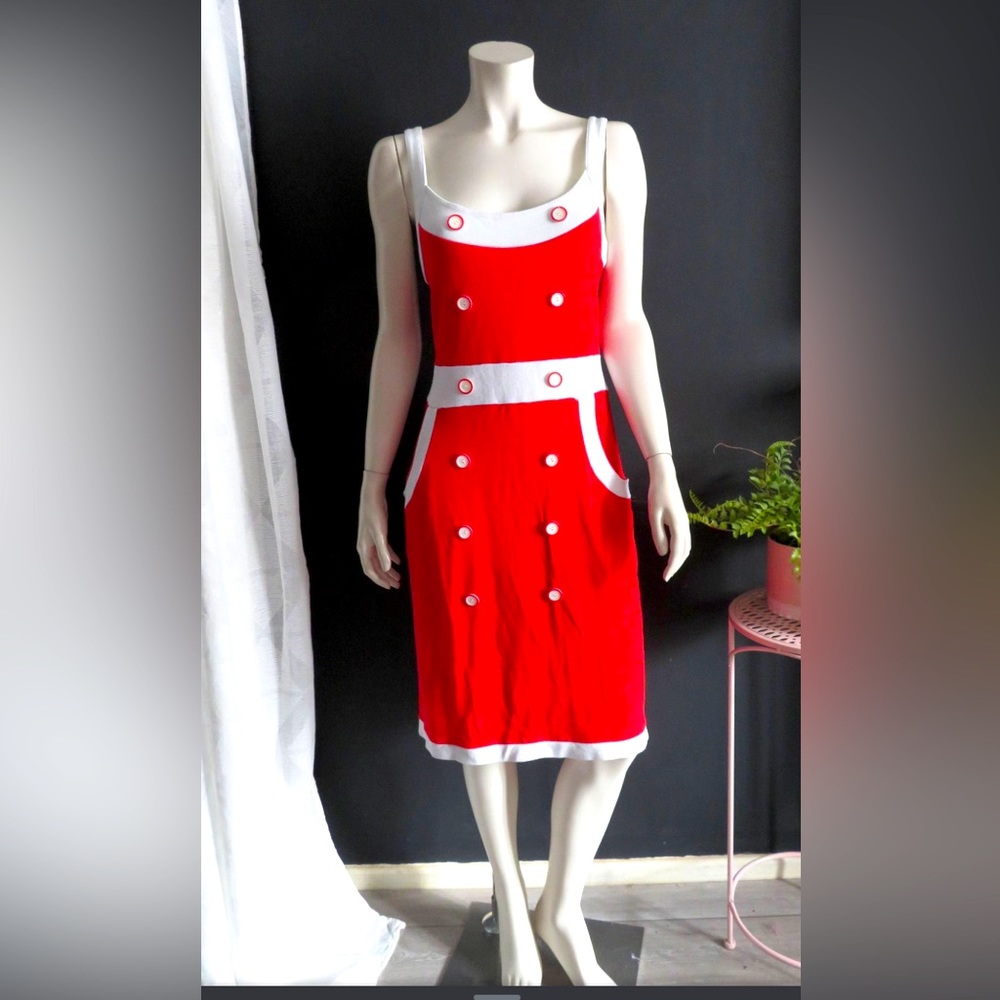 Venus Dress - Picture 2 of 6